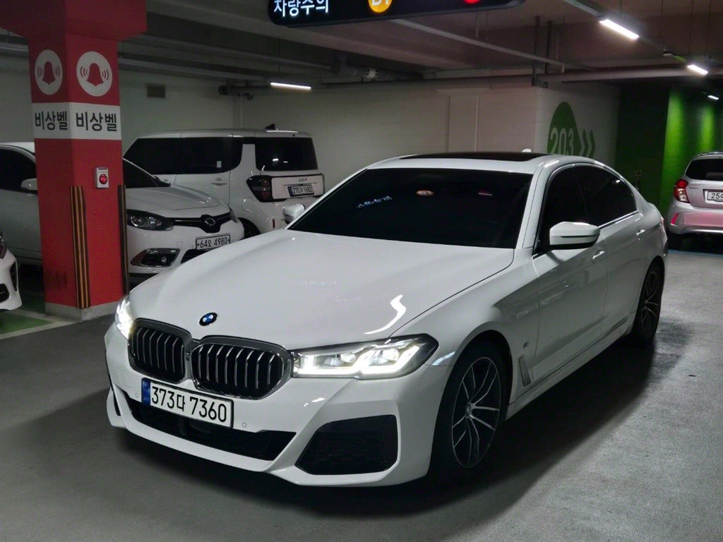 BMW 5ø(7)  520i 
