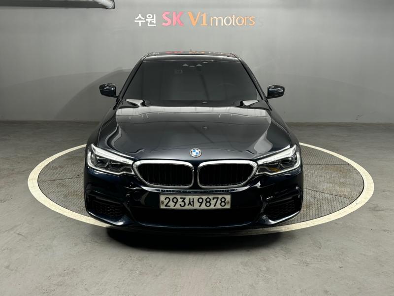 BMW 5ø(7)  520i M 