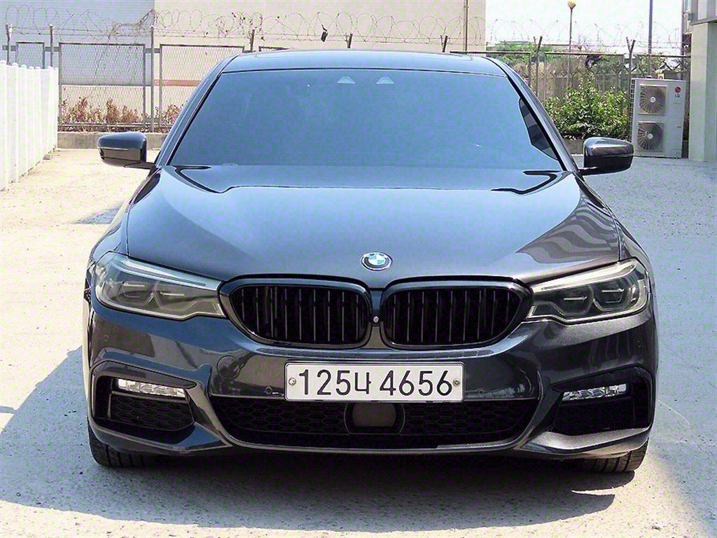 BMW 5ø(7)  520d M ÷