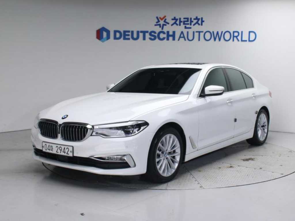 BMW 5ø(7)  530i xDrive Ÿ ÷