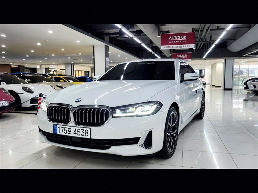 BMW 5ø(7)  530i Ÿ