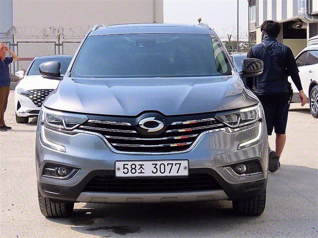 (Ｚ) QM6 2.0 dCi 2WD RE ñ״ó