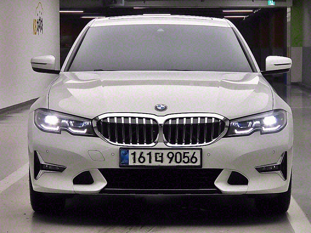 BMW 3ø(7) 320i Ÿ 