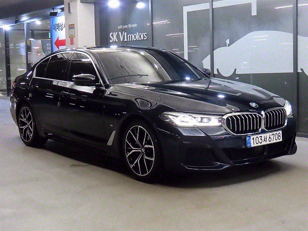 BMW 5ø(7)  530i M 