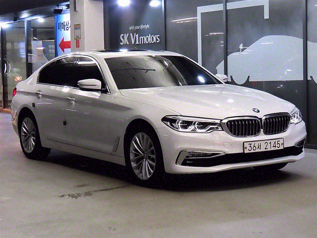 BMW 5ø(7)  530i xDrive Ÿ ÷