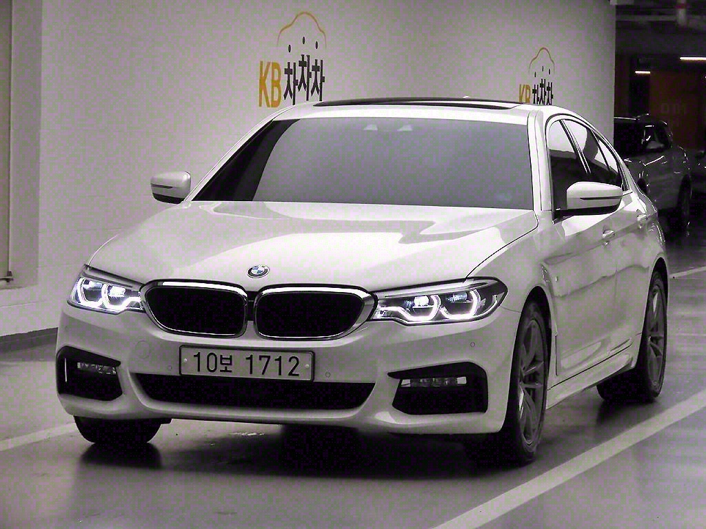 BMW 5ø(7)  530i M ÷