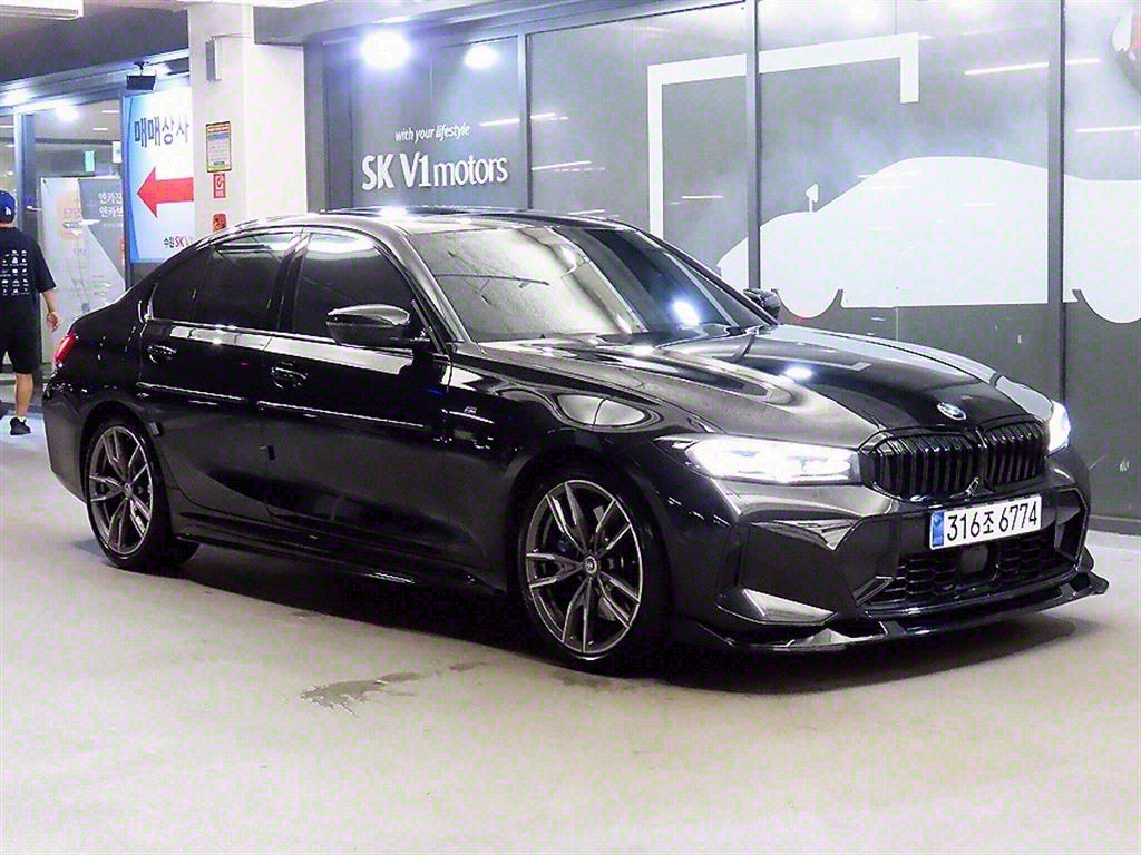 BMW 3ø(7) 320i M 