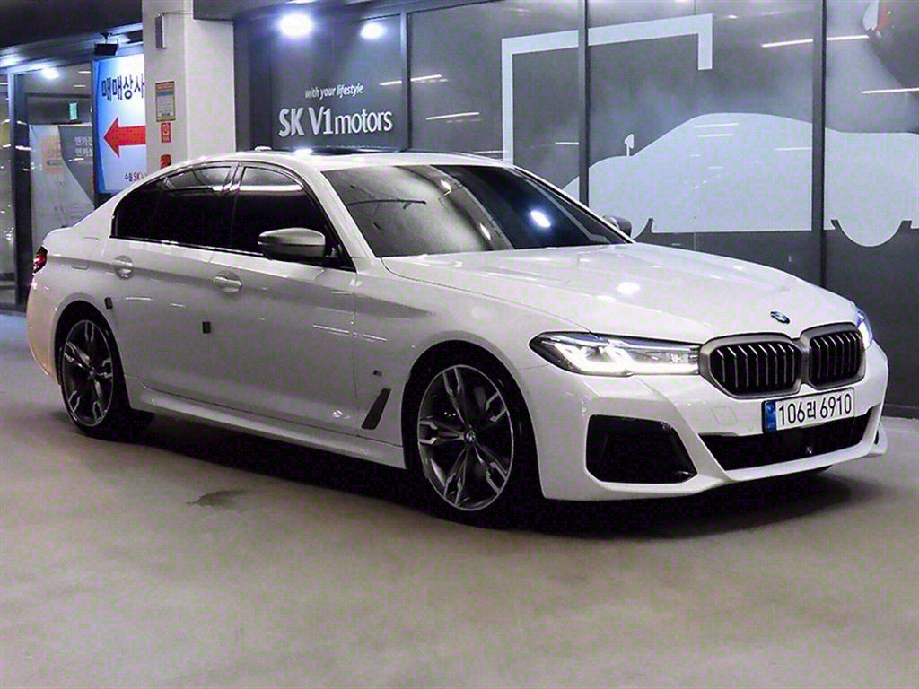 BMW 5ø(7)  M550i xDrive 
