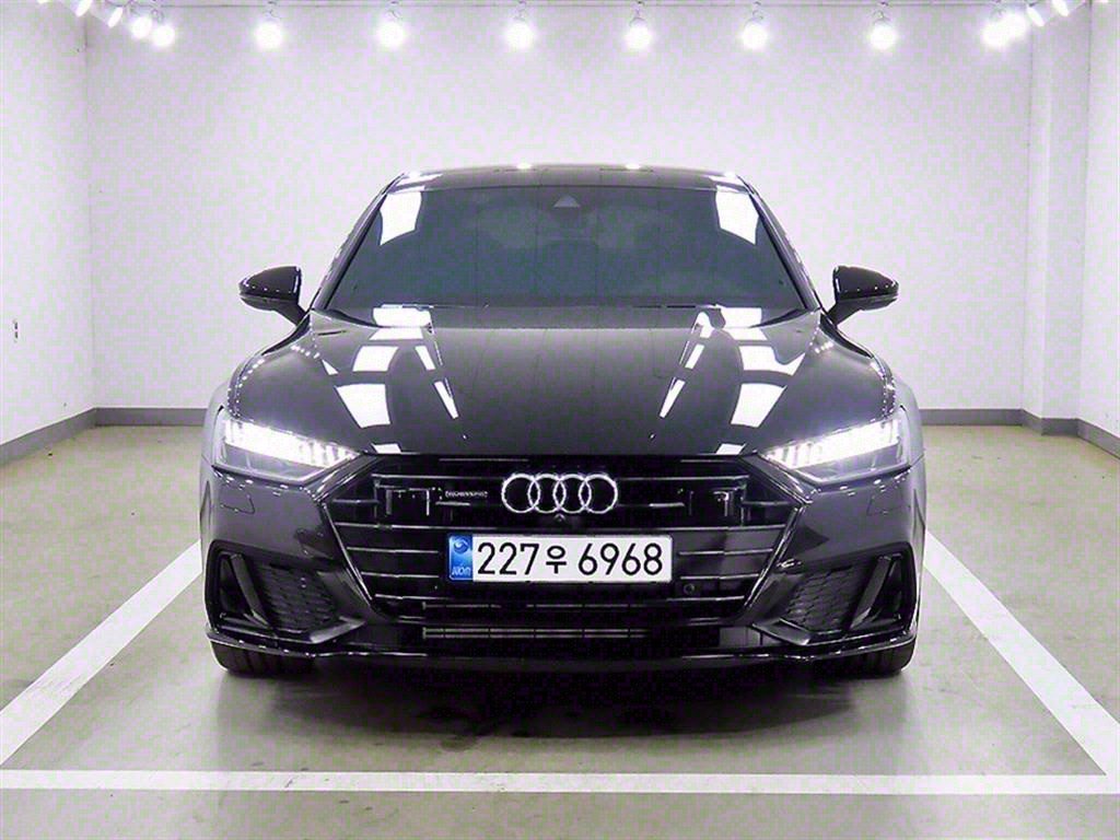 ƿ A7(2) 55 TFSI e Ʈ ̾
