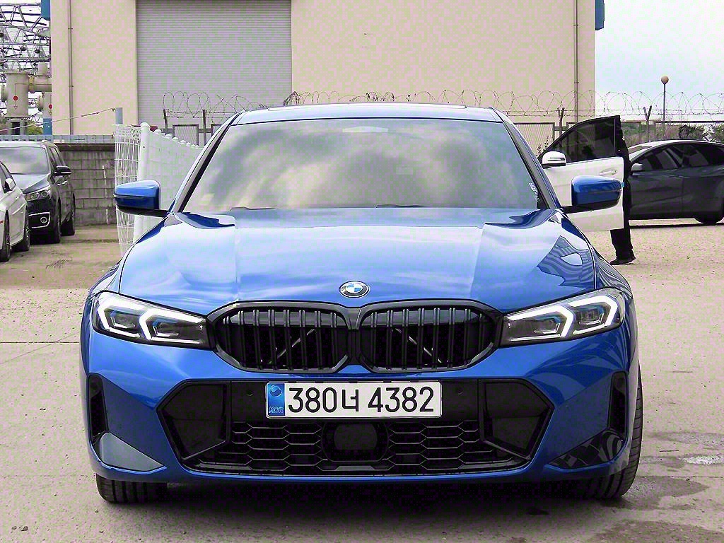 BMW 3ø(7) 320i M 