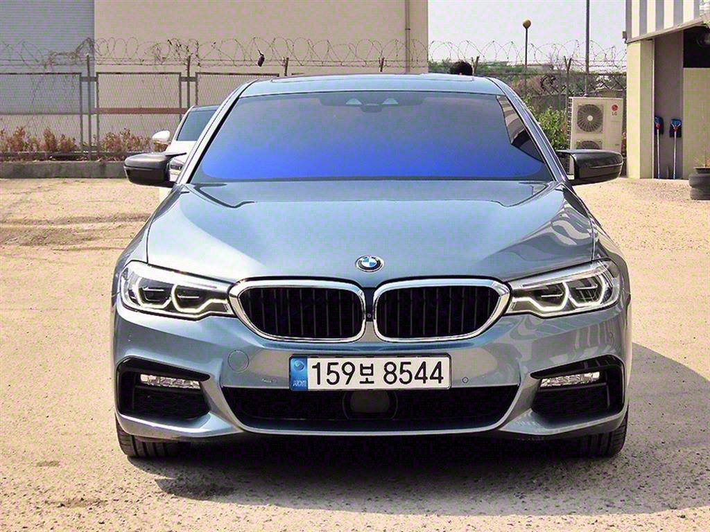 BMW 5ø(7)  520d M ÷