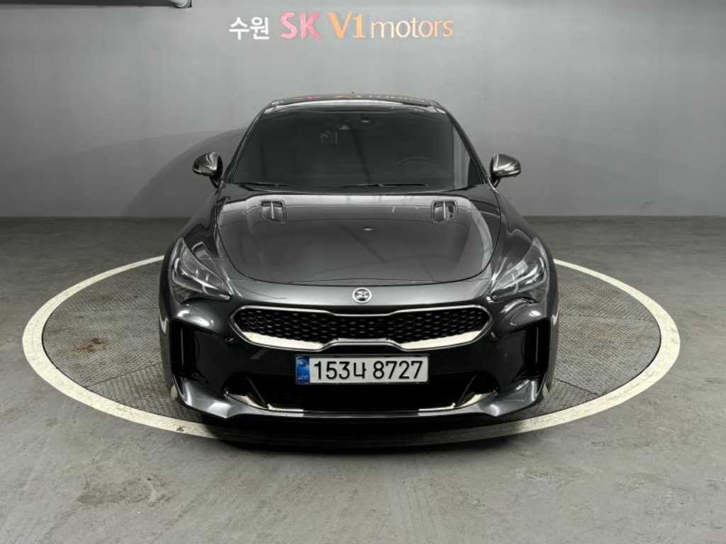  þ 3.3 ͺ AWD GT