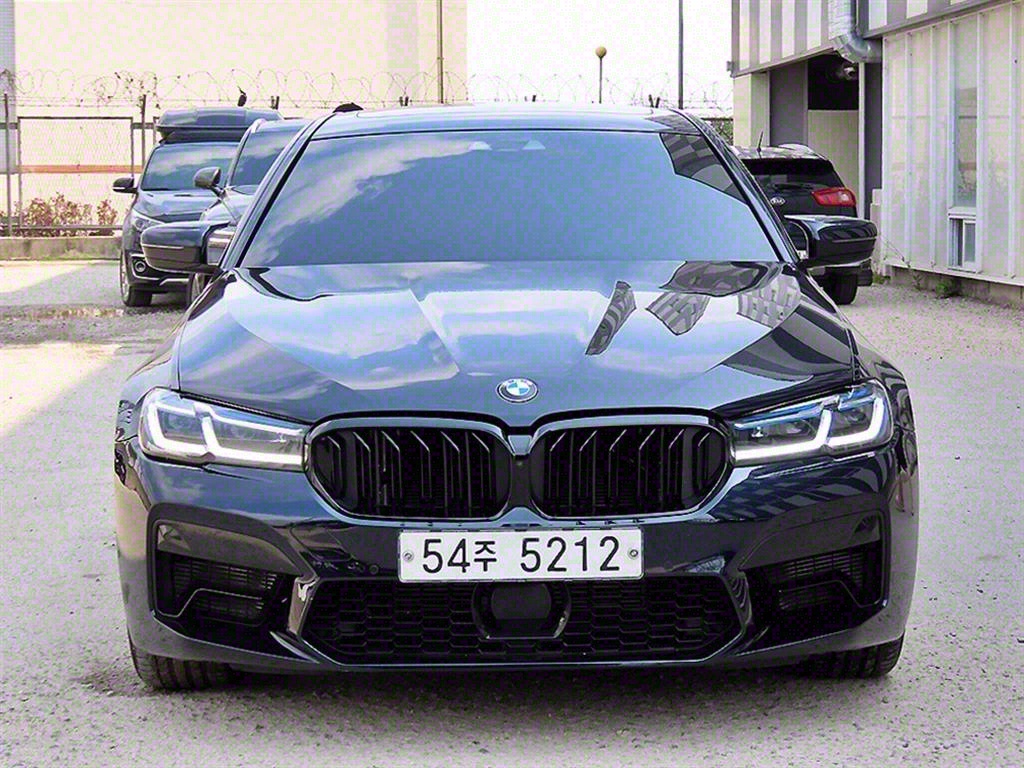 BMW 5ø(7)  520d M ÷