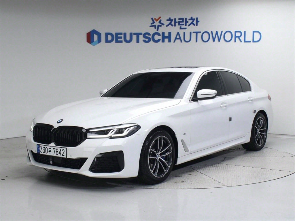 BMW 5ø(7)  520i M 