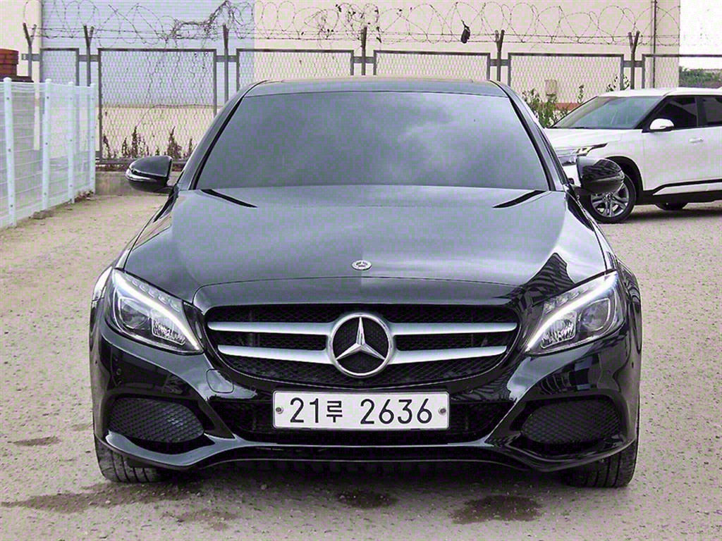  CŬ(4) C200 d 