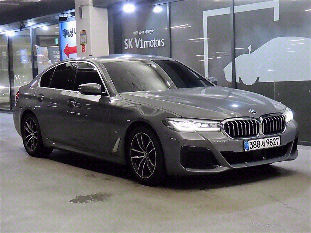 BMW 5ø(7)  520i M 
