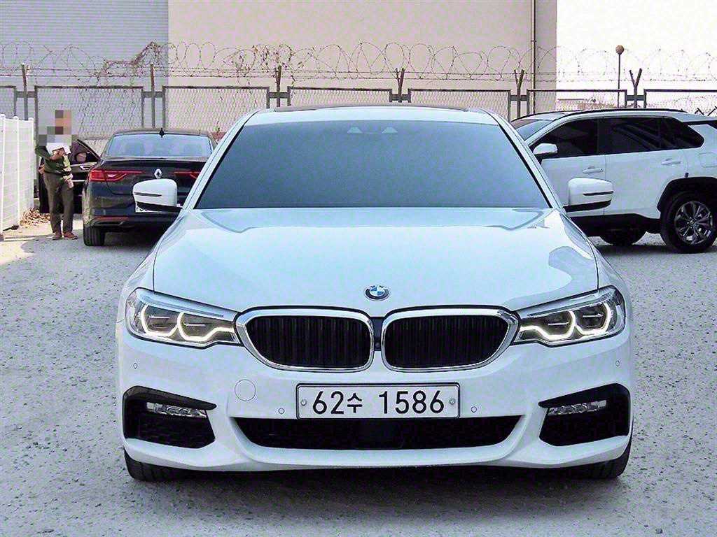 BMW 5ø(7)  520d M ÷