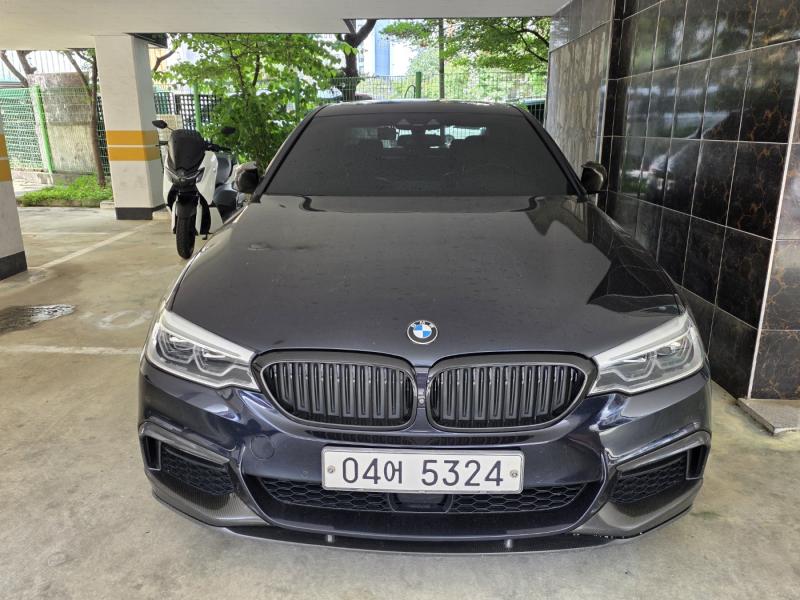 BMW 5ø(7)  520d xDrive M ÷