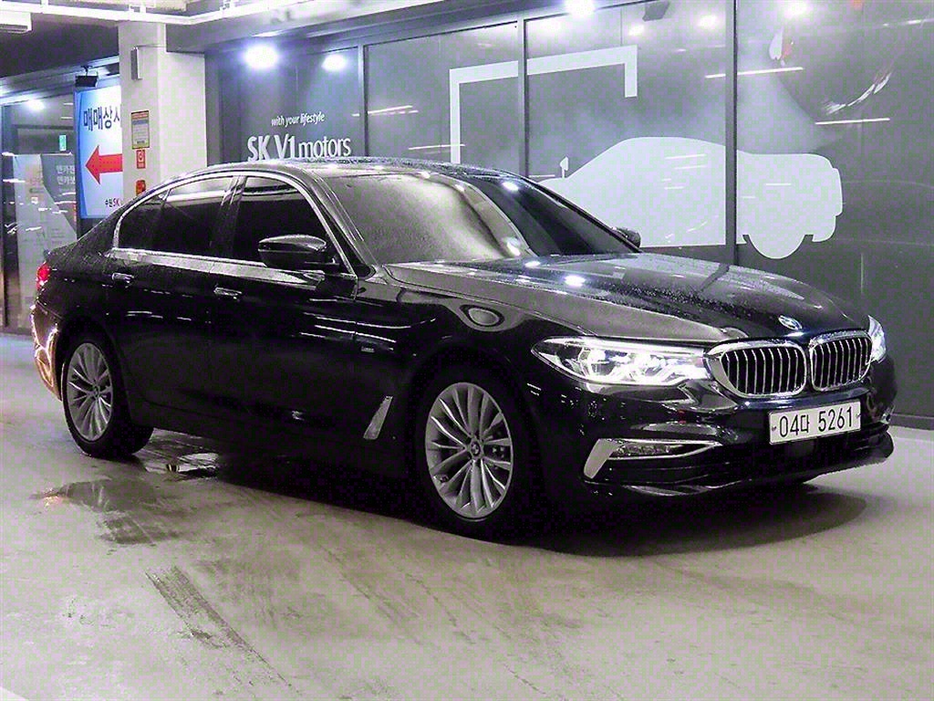 BMW 5ø(7)  530i Ÿ ÷