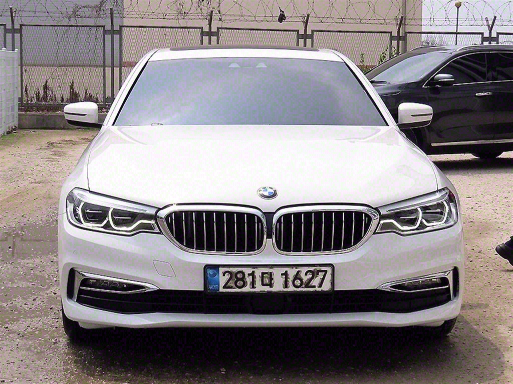 BMW 5ø(7)  520d xDrive Ÿ ÷
