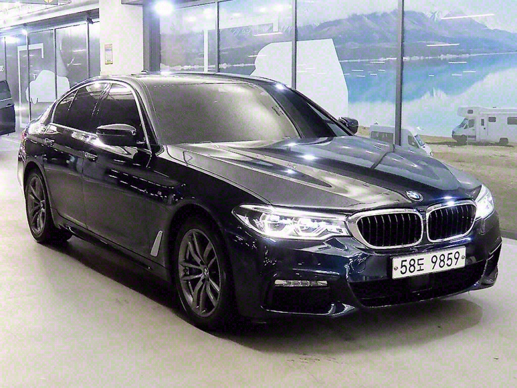 BMW 5ø(7)  530i M 