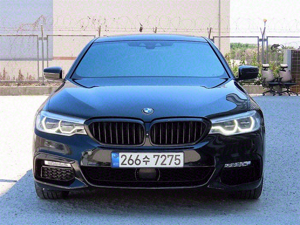 BMW 5ø(7)  530i xDrive M ÷