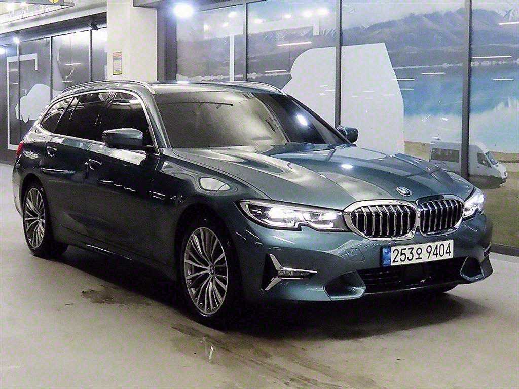 BMW 3ø(7)  320i Ÿ 