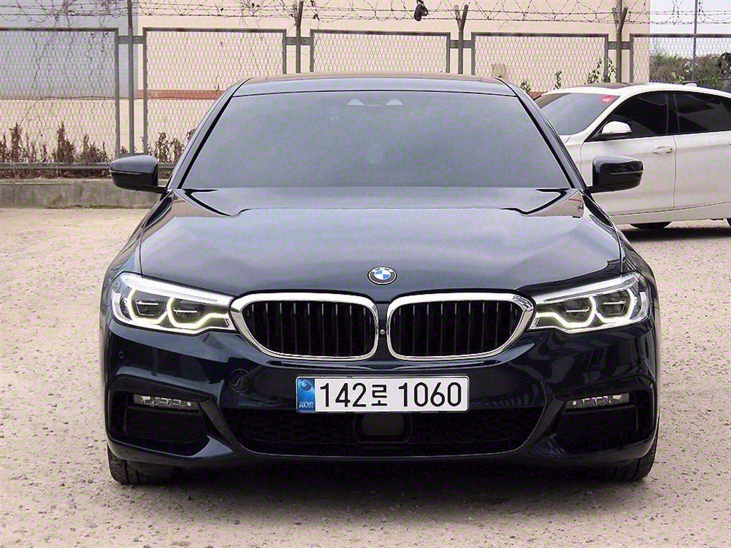 BMW 5ø(7)  530i M ÷