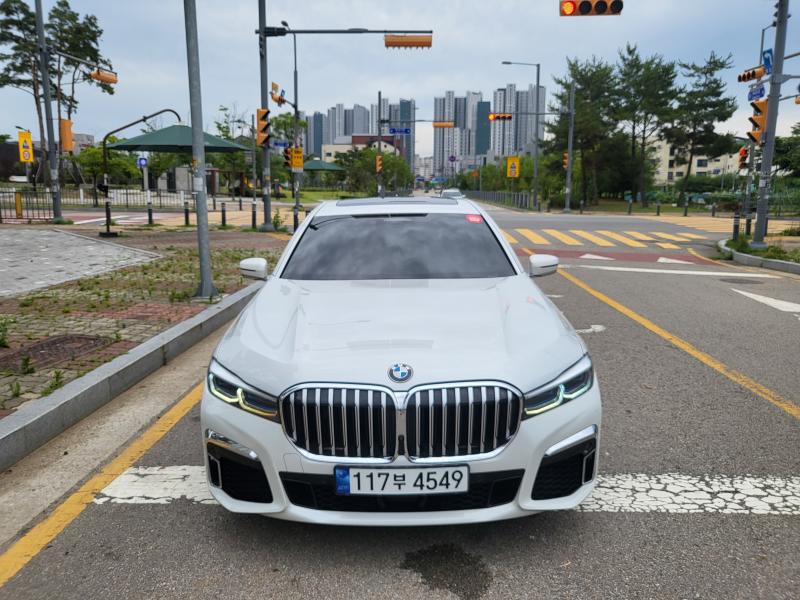 BMW 7ø(6) 740Li xDrive M
