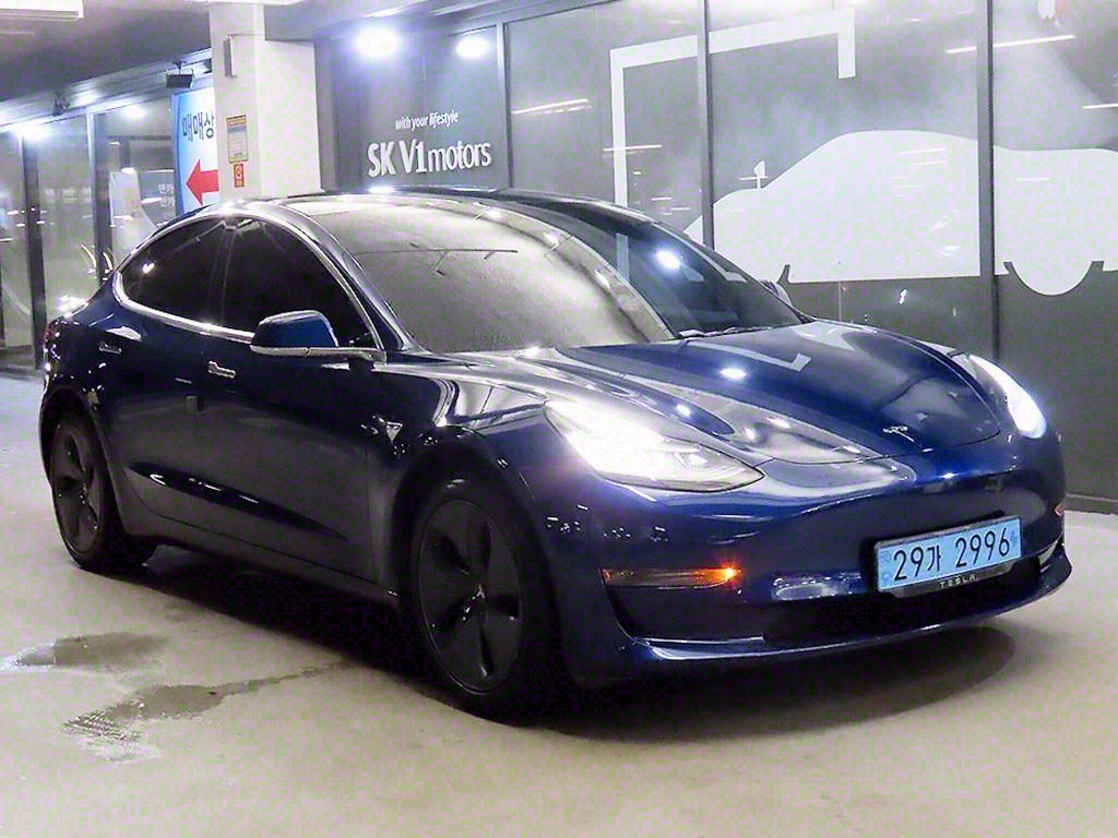 ׽  3 EV RWD Ĵٵ  ÷