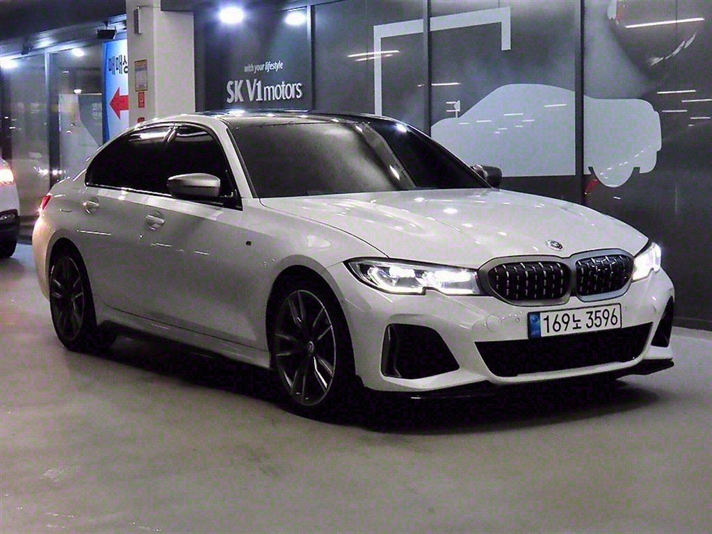 BMW 3ø(7) M340i ս
