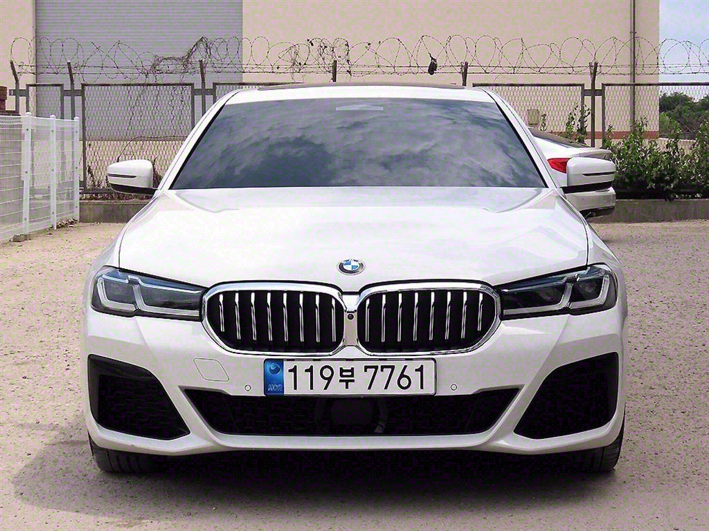 BMW 5ø(7)  530i xDrive M 