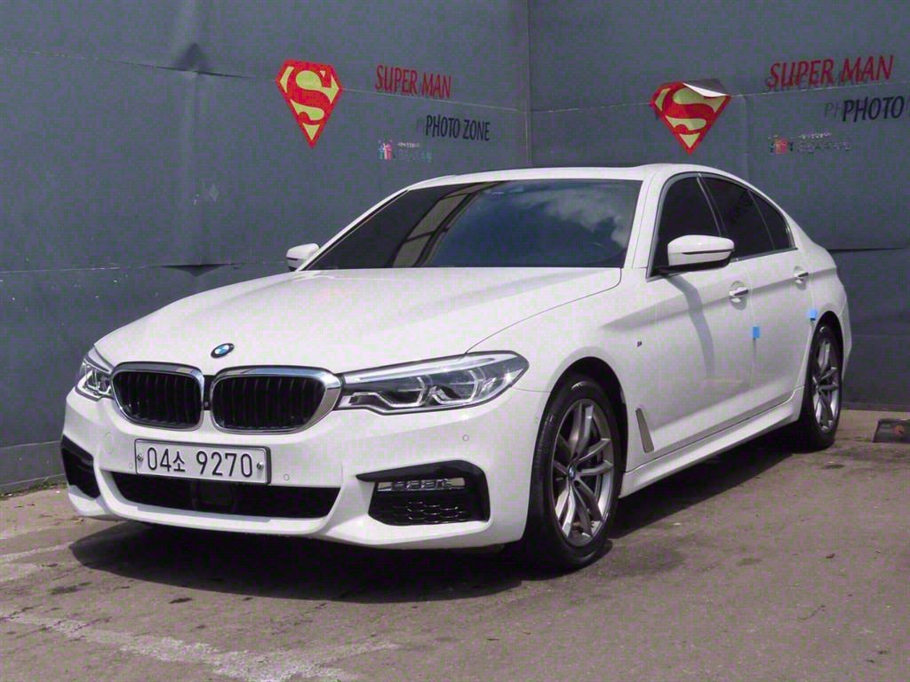 BMW 5ø(7)  530i xDrive M ÷