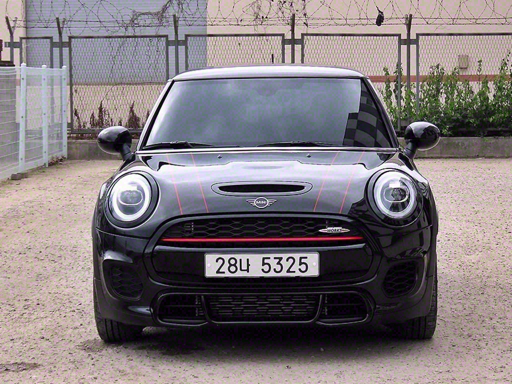 ̴ (3) 2.0 S JCW