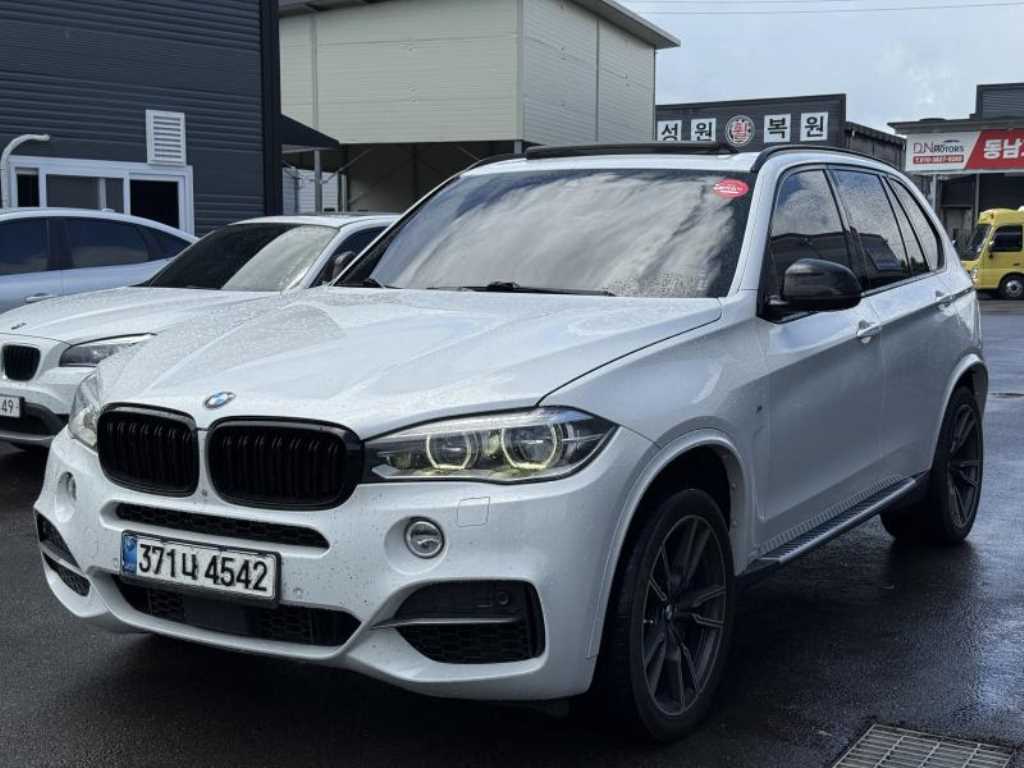 BMW X5(3) M50d xDrive ġ