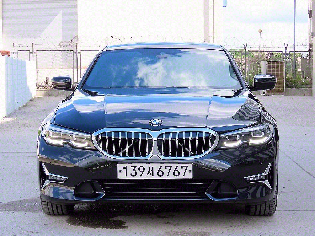 BMW 3ø(7) 320i Ÿ 