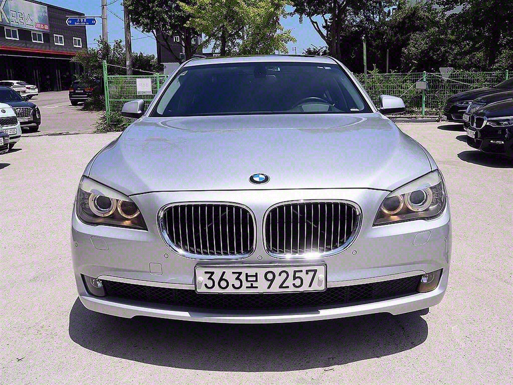 BMW 7ø(5) 740i 