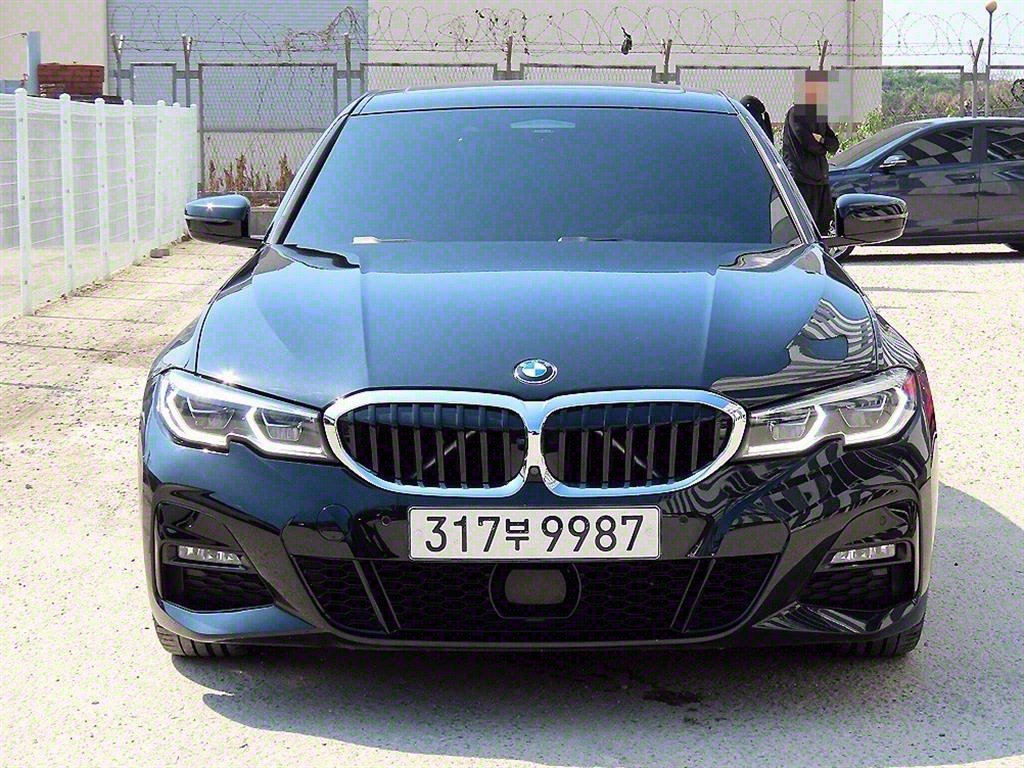 BMW 3ø(7) 320i M 