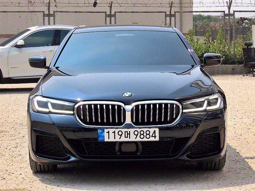 BMW 5ø(7)  530i xDrive M 