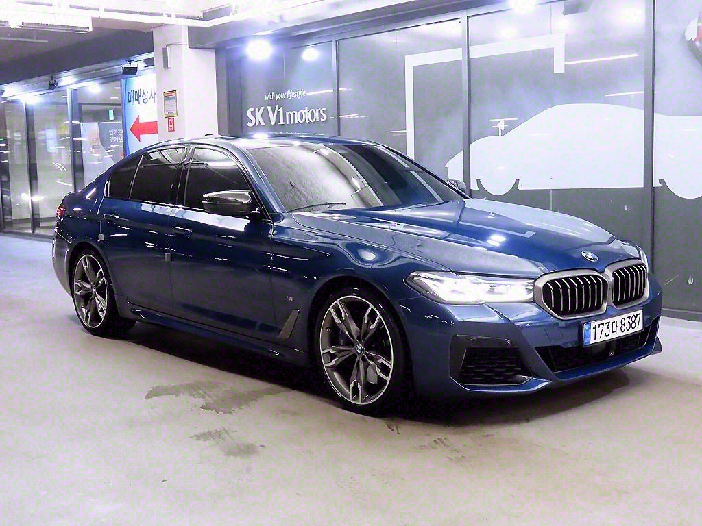 BMW 5ø(7)  M550i xDrive 