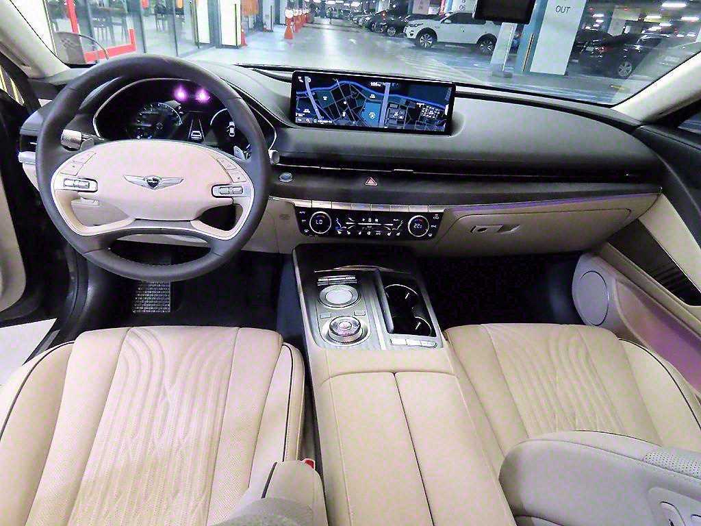 ׽ý  ôG80 ָ 2.5 AWD ⺻