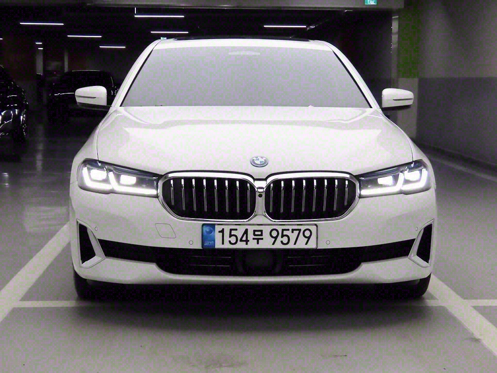 BMW 5ø(7)  530e Ÿ