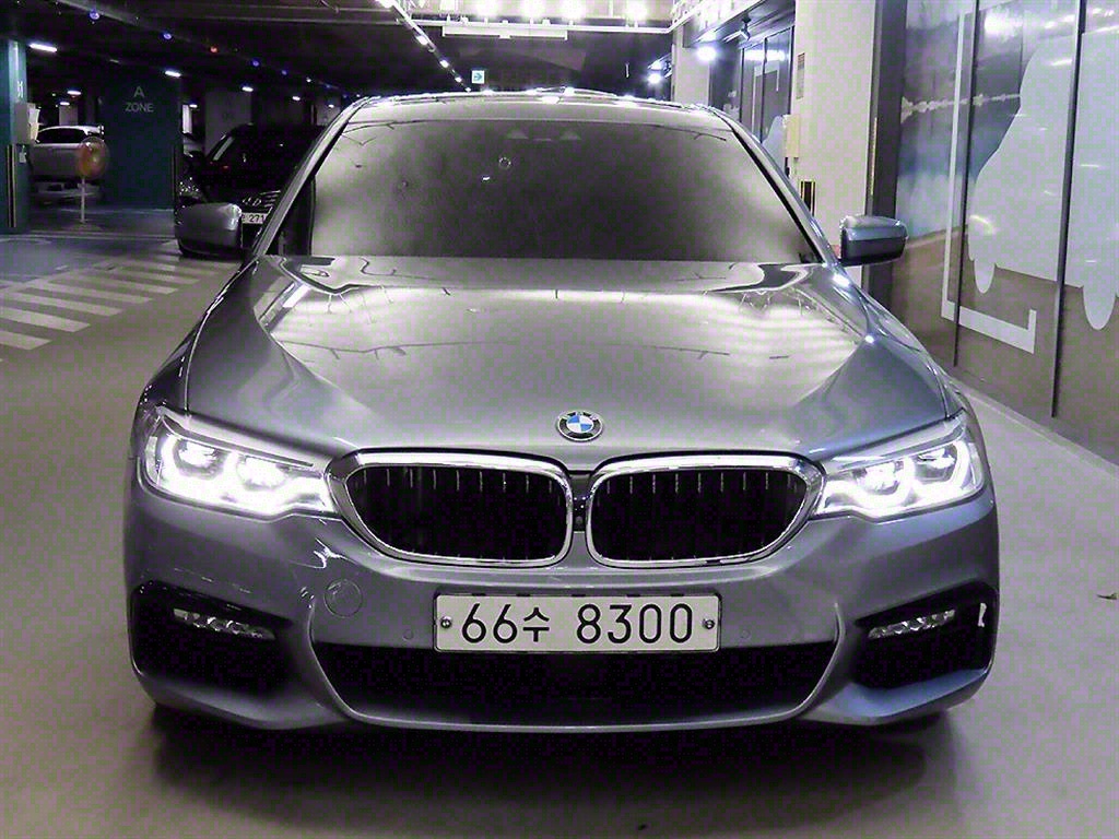 BMW 5ø(7)  520d xDrive M ÷