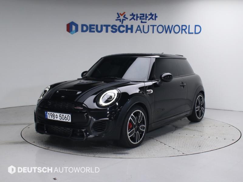 ̴ (3) 2.0 S JCW
