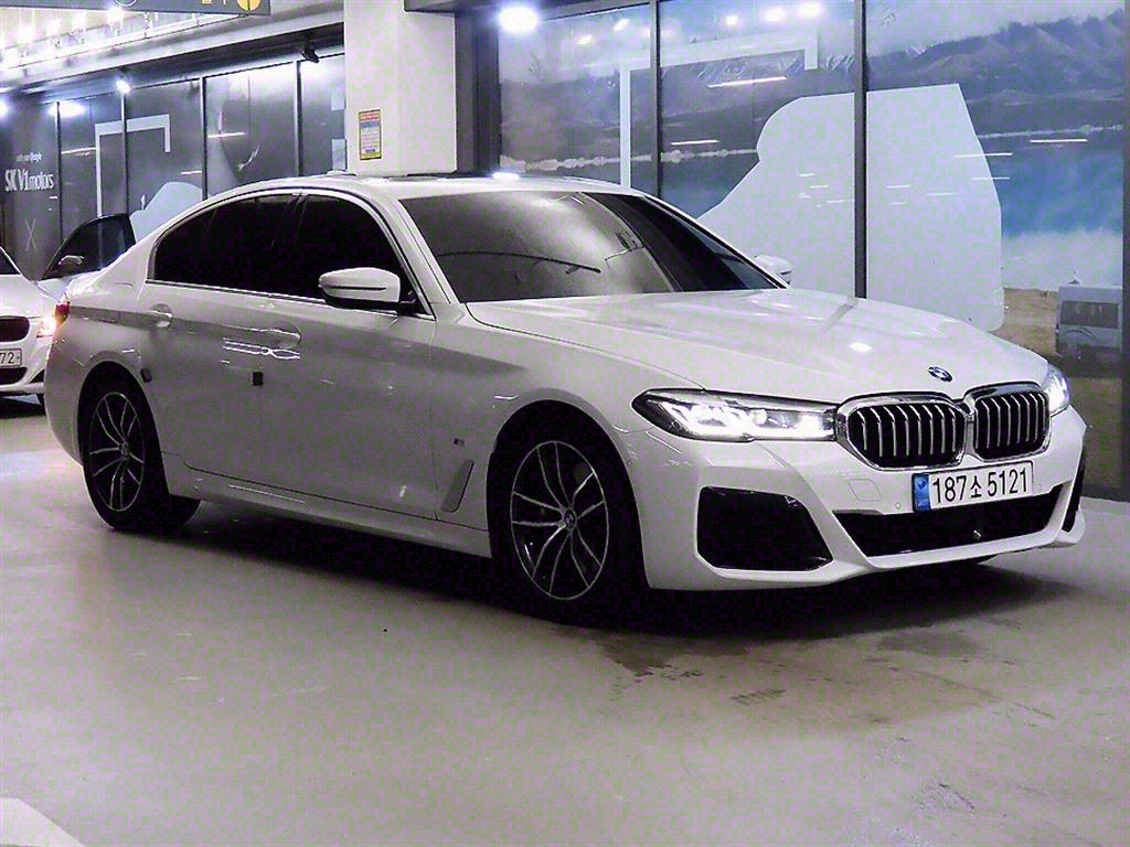 BMW 5ø(7)  520i M 