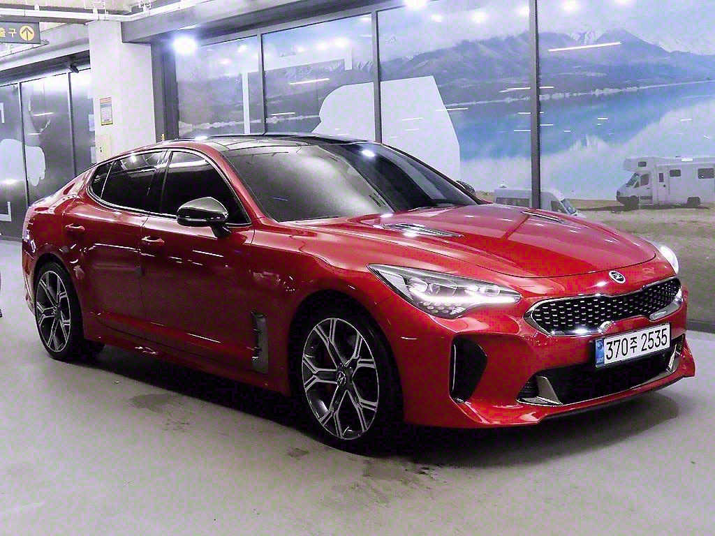  þ 3.3 ͺ AWD GT