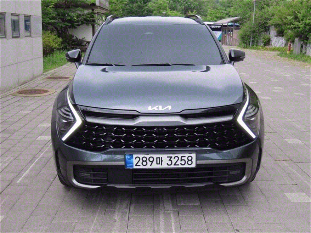   ôƼ ̺긮 1.6 HEV 4WD ñ״ó ׷Ƽ