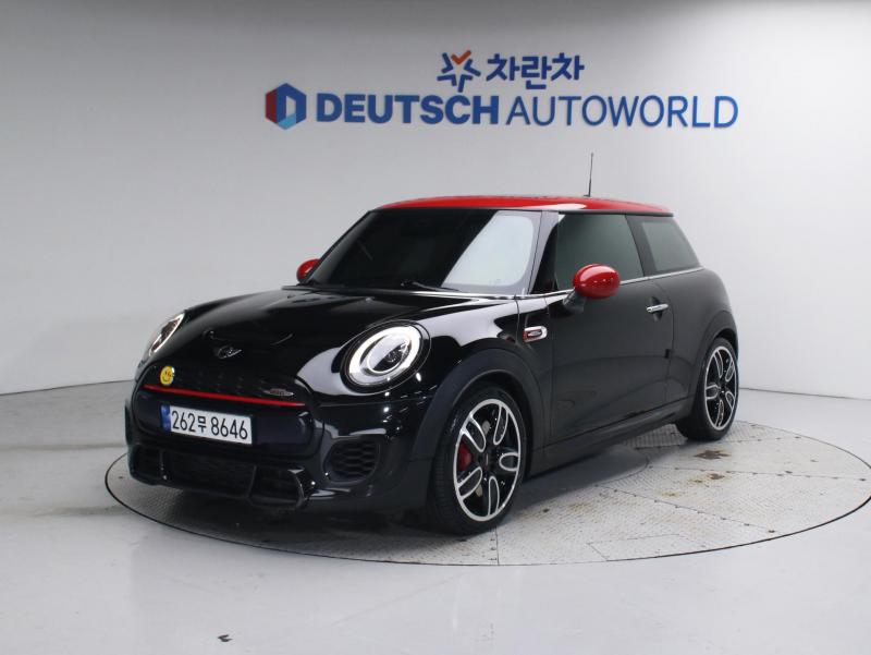 ̴ (3) 2.0 S JCW