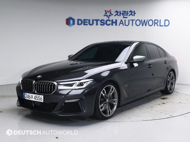 BMW 5ø(7)  M550i xDrive 