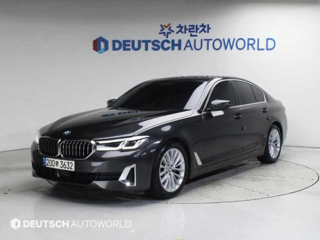BMW 5ø(7)  520i Ÿ
